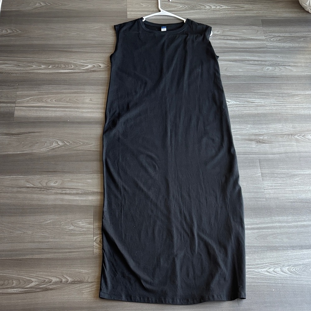 Old Navy Sleeveless Black T-shirt Maxi Dress